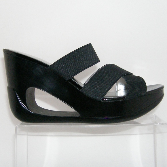 Calvin Klein 'Yathy' black platform wedges 8M - Picture 2 of 8